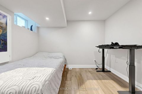 Photo 36 at 5 Bertmount Avenue, South Riverdale, Toronto