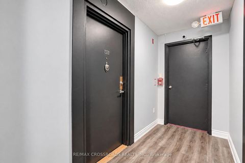 Photo 6 at 301 - 3420 Eglinton Avenue E, Scarborough Village, Toronto