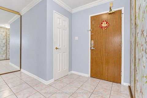 Photo 8 at 301 - 3420 Eglinton Avenue E, Scarborough Village, Toronto