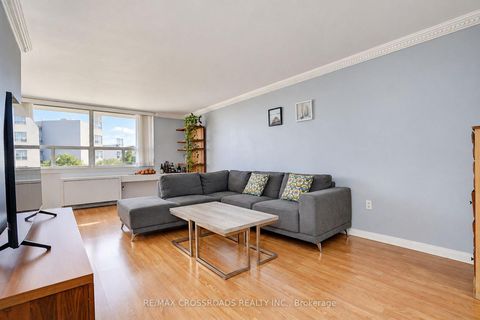 Photo 10 at 301 - 3420 Eglinton Avenue E, Scarborough Village, Toronto