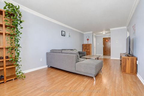 Photo 11 at 301 - 3420 Eglinton Avenue E, Scarborough Village, Toronto