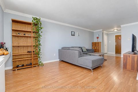 Photo 18 at 301 - 3420 Eglinton Avenue E, Scarborough Village, Toronto