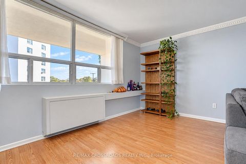 Photo 20 at 301 - 3420 Eglinton Avenue E, Scarborough Village, Toronto