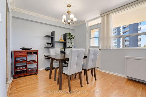 Photo 22 at 301 - 3420 Eglinton Avenue E, Scarborough Village, Toronto