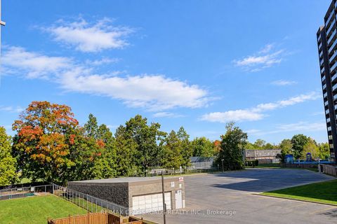 Photo 28 at 301 - 3420 Eglinton Avenue E, Scarborough Village, Toronto