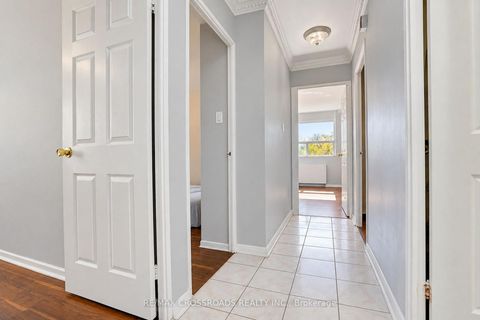 Photo 33 at 301 - 3420 Eglinton Avenue E, Scarborough Village, Toronto