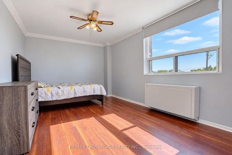 Photo 39 at 301 - 3420 Eglinton Avenue E, Scarborough Village, Toronto