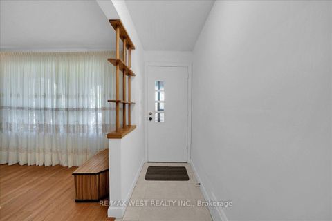 Photo 6 at 198 Rustic Road, Rustic, Toronto