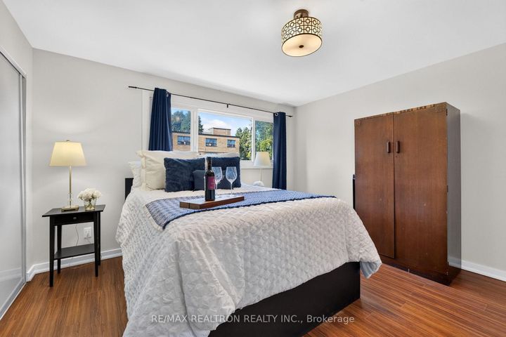 Photo 17 at 5 - 1185 Birchmount Road, Dorset Park, Toronto