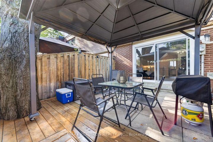 Photo 27 at 5 - 1185 Birchmount Road, Dorset Park, Toronto