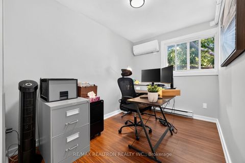 Photo 22 at 5 - 1185 Birchmount Road, Dorset Park, Toronto