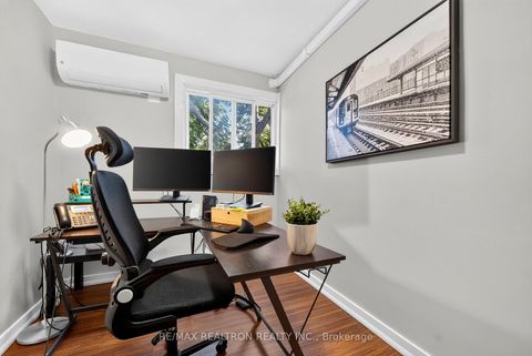 Photo 23 at 5 - 1185 Birchmount Road, Dorset Park, Toronto