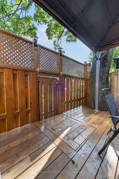 Photo 29 at 5 - 1185 Birchmount Road, Dorset Park, Toronto