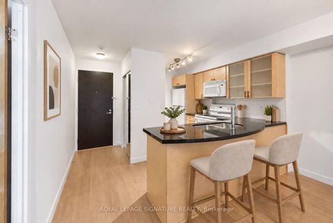 Photo 4 at 405 - 1005 King Street W, Niagara, Toronto