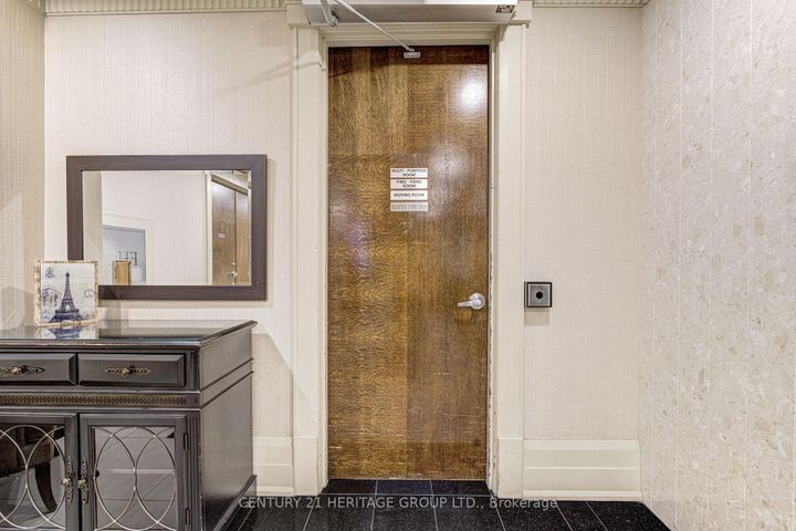 Photo 8 at 610 - 2 Rean Drive, Bayview Village, Toronto