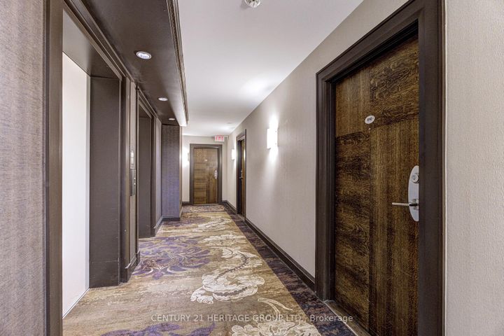 Photo 9 at 610 - 2 Rean Drive, Bayview Village, Toronto