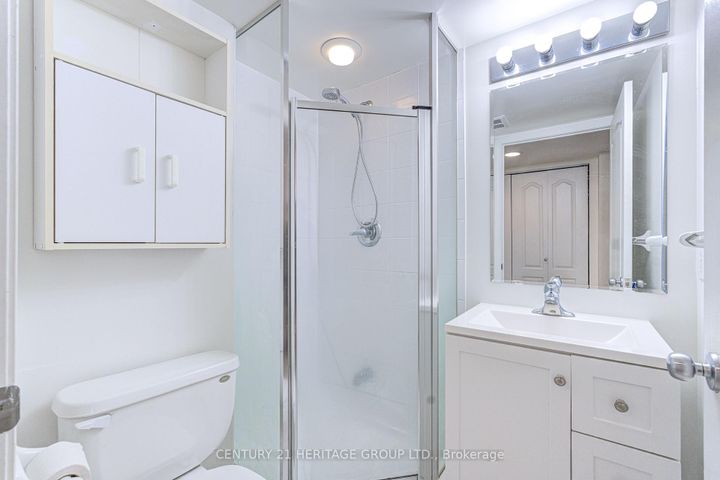 Photo 35 at 610 - 2 Rean Drive, Bayview Village, Toronto