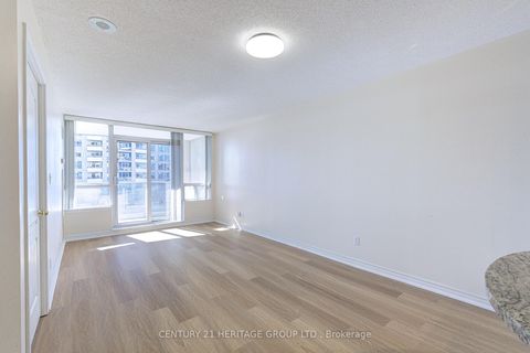 Photo 19 at 610 - 2 Rean Drive, Bayview Village, Toronto