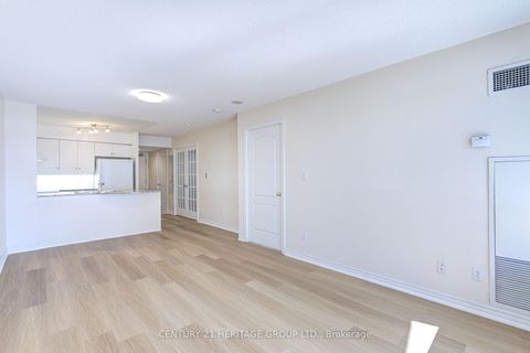 Photo 22 at 610 - 2 Rean Drive, Bayview Village, Toronto