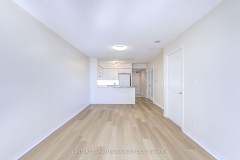 Photo 23 at 610 - 2 Rean Drive, Bayview Village, Toronto
