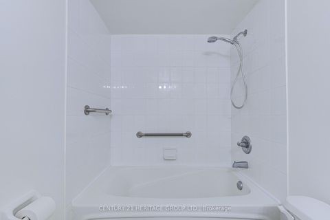 Photo 30 at 610 - 2 Rean Drive, Bayview Village, Toronto
