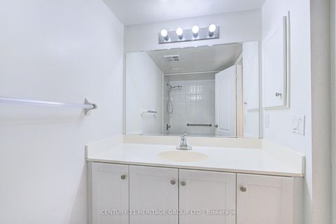 Photo 31 at 610 - 2 Rean Drive, Bayview Village, Toronto