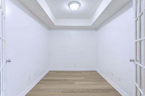 Photo 32 at 610 - 2 Rean Drive, Bayview Village, Toronto