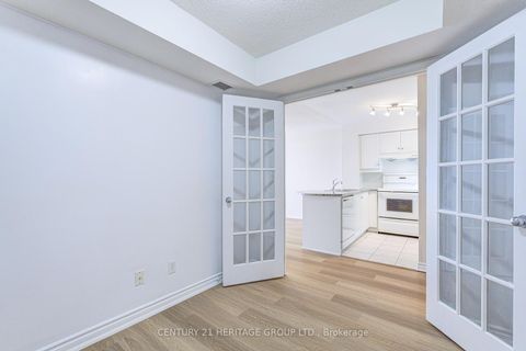 Photo 33 at 610 - 2 Rean Drive, Bayview Village, Toronto