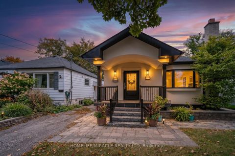 Photo 1 at 24 Acorn Avenue, City Centre West, Toronto