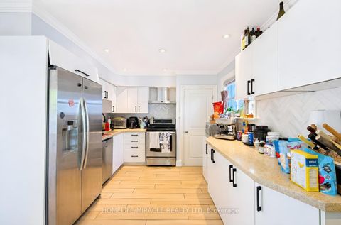 Photo 9 at 24 Acorn Avenue, City Centre West, Toronto