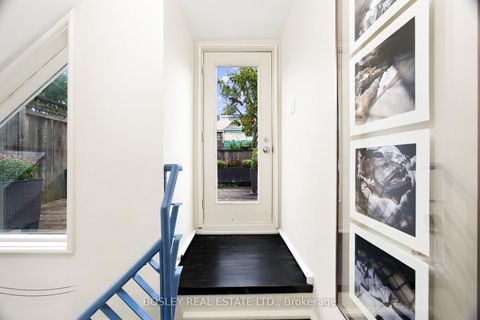 Photo 31 at 33A Henry Street, Chinatown, Toronto