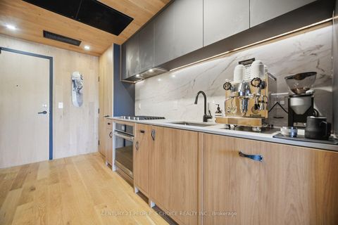Photo 5 at 310 - 45 Dovercourt Road, Niagara, Toronto