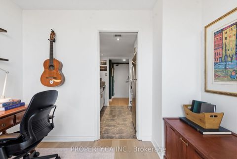 Photo 7 at 1811 - 15 Maitland Place, South St. James Town, Toronto
