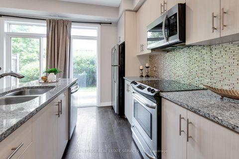 Photo 7 at 47 - 636 Evans Avenue, Alderwood, Toronto