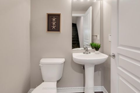 Photo 9 at 47 - 636 Evans Avenue, Alderwood, Toronto