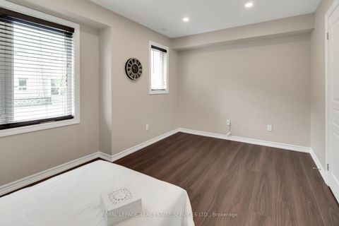 Photo 15 at 47 - 636 Evans Avenue, Alderwood, Toronto