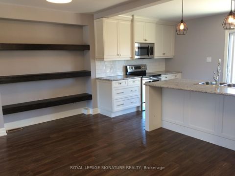 Photo 7 at 26 Fairbank Avenue, Belgravia, Toronto