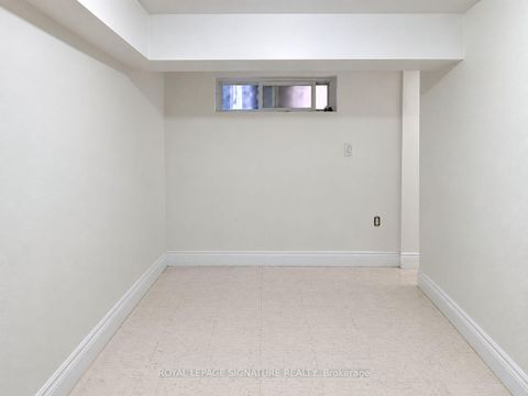 Photo 15 at 26 Fairbank Avenue, Belgravia, Toronto