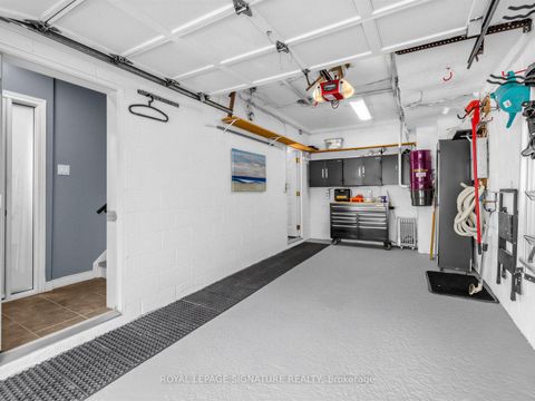 Photo 33 at 25 Proudbank Millway, Windfields, Toronto