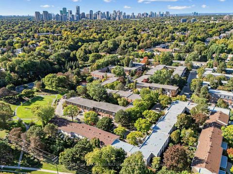 Photo 42 at 25 Proudbank Millway, Windfields, Toronto