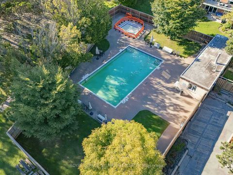 Photo 47 at 25 Proudbank Millway, Windfields, Toronto