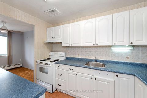 Photo 4 at 305 - 785 Browns Line, Alderwood, Toronto