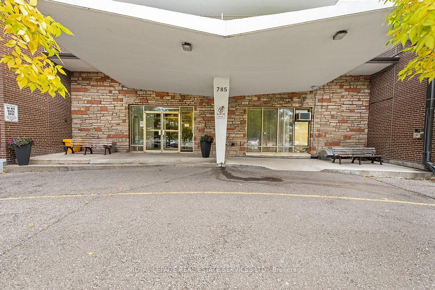 305 - 785 Browns Line, Alderwood, Toronto 