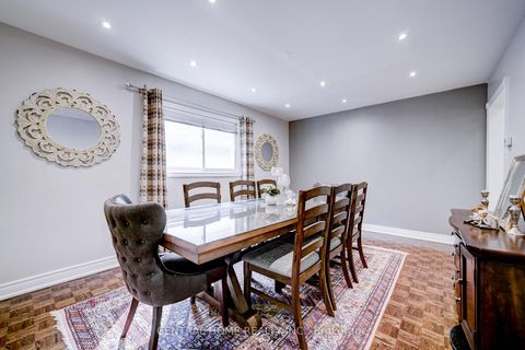 Photo 12 at 293 Worth Boulevard, Beverley Glen, Vaughan
