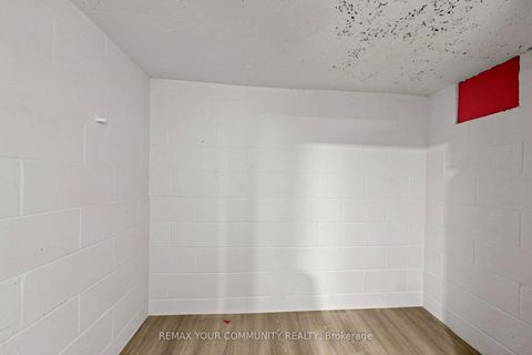 Photo 26 at 351 Fairlawn Avenue, Nortown, Toronto