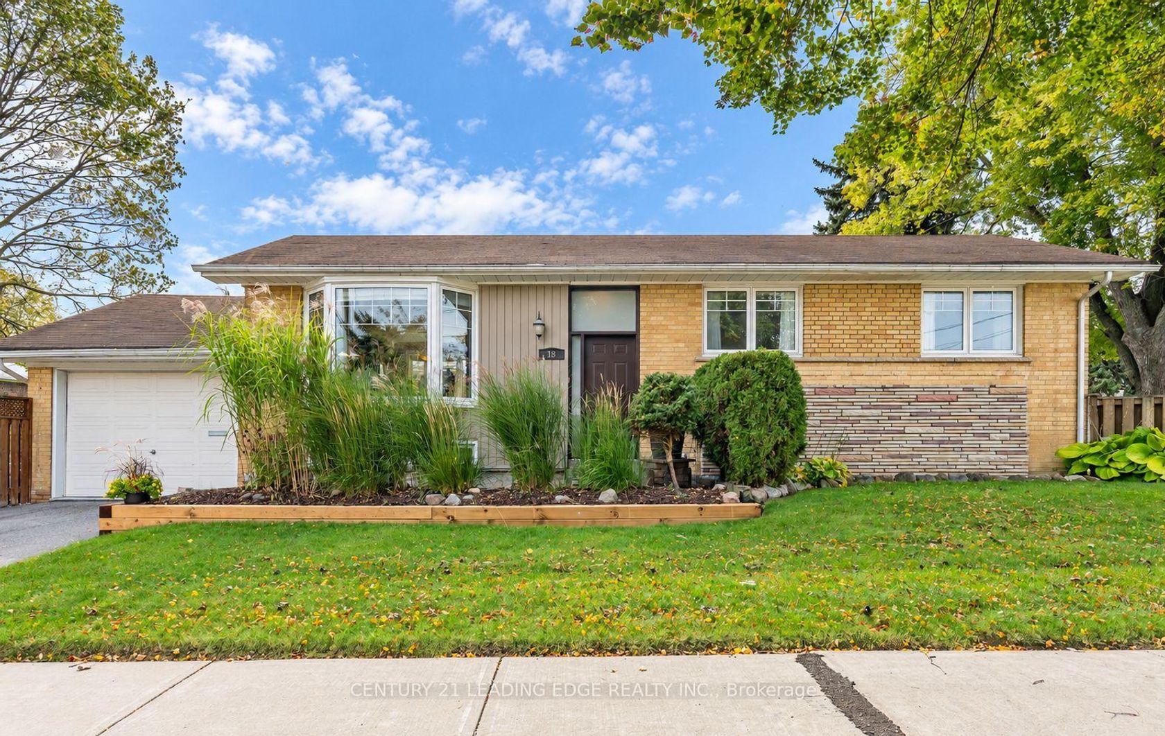 18 Horizon Crescent, Sullivan, Toronto 