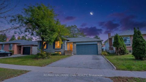 Photo 0 at 9 Bronte Crescent, Letitia Heights, Barrie