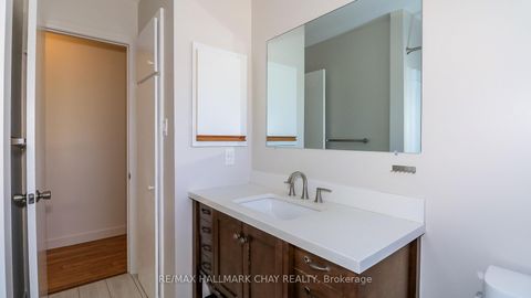 Photo 26 at 9 Bronte Crescent, Letitia Heights, Barrie