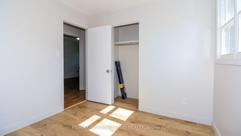 Photo 28 at 9 Bronte Crescent, Letitia Heights, Barrie