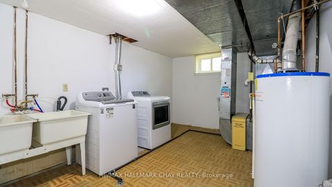 Photo 42 at 9 Bronte Crescent, Letitia Heights, Barrie